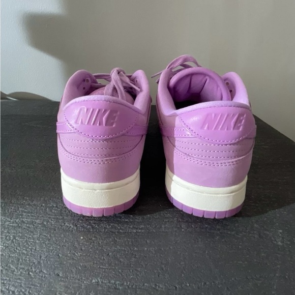 Nike Dunk Low Premium MF,  Women’s Shoes, Fuschia Rush, Size W 8.5 - Picture 7 of 10